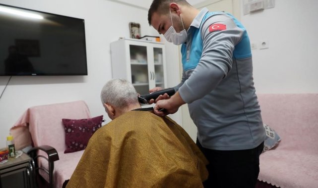 Merkezefendili ihtiyaç sahiplerine evde bakım hizmeti