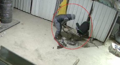 Metal kesim atölyesinden 50 bin TL'lik makine hırsızlığı kamerada