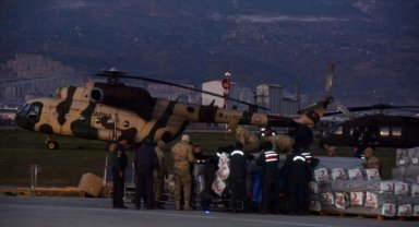 Mi-17 tipi helikopterler, depremlerde yaralanan 444 kişiyi taşıdı