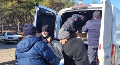Milli Yol Partisi, toplanan yardımları depremzedelere ulaştırdı