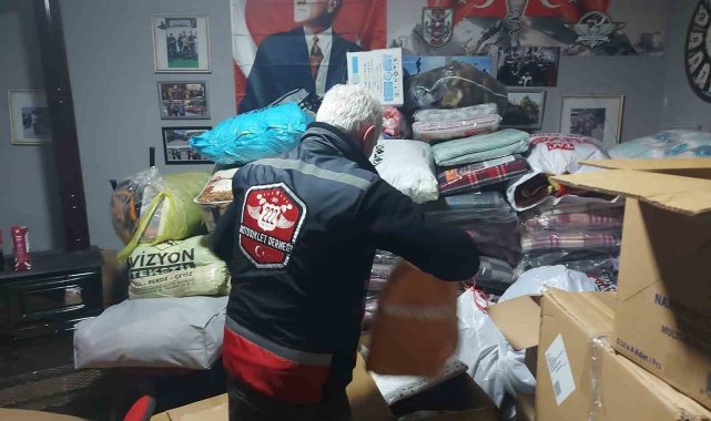 Motosiklet derneğinden deprem bölgesine malzeme yardımı