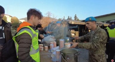 MSB: 40 bin kişilik yemek ve 557 bin 600 kumanya dağıtıldı