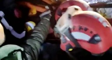 Mucizenin adı 10 yaşındaki Ayça; 185'inci saatte kurtarıldı