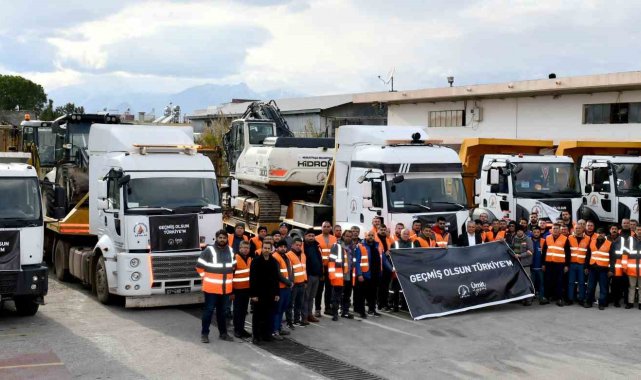 Muratpaşa Belediyesi'nden deprem bölgesine yardım seferberliği