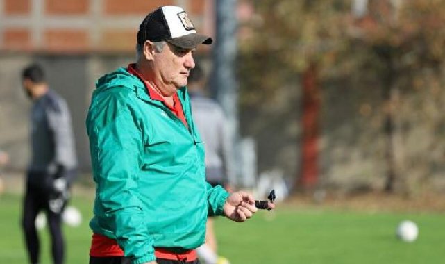 Nazille'de Toros korkuttu