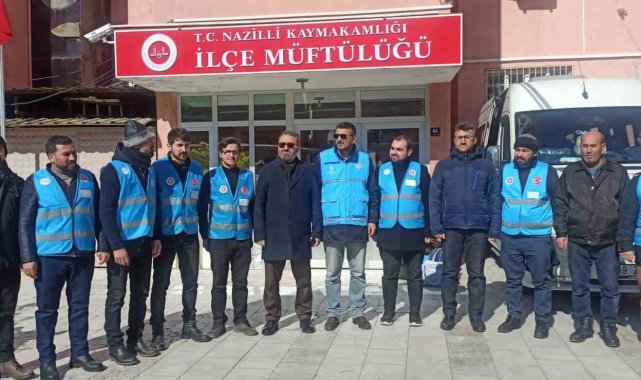 Nazilli İlçe Müftülüğü'den 12 din görevlisi Kahramanmaraş'a gitti