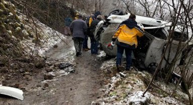 Öğrenci yurdu yolunda kaza; baba ve üniversiteli kızı öldü, oğlu yaralı