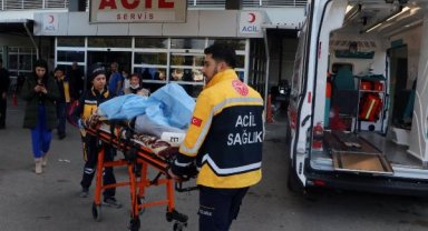 Orta hasarlı çıkan Balcalı Hastanesi'nde hastalar tahliye ediliyor