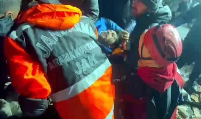 Otel enkazında hayatını kaybeden rehber sayısı 18'e yükseldi
