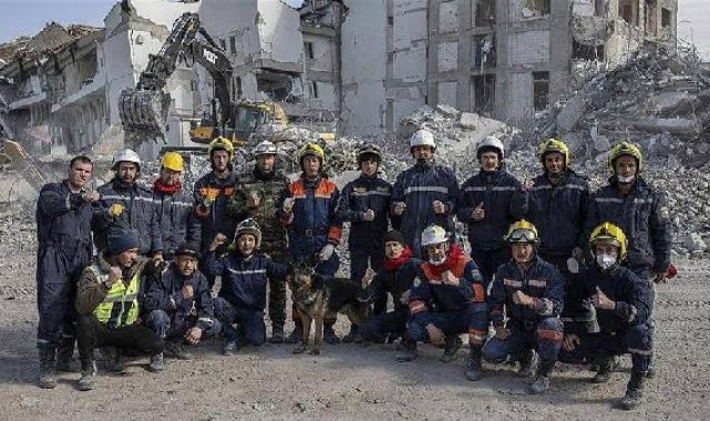 Özbekistan'ın ünlü aşçılarından her gün 10 bin kişiye Özbek pilavı