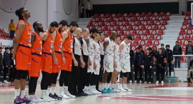 Petkimspor'dan depremzedeler için turnuva