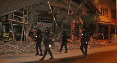 Polis, Adıyaman'da hırsızlığa karşı 'gece' devriyesinde
