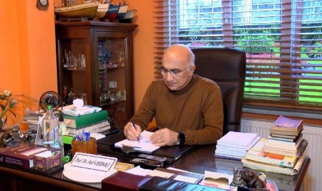 Prof. Dr. Arif Verimli: Deprem bölgesinde ruhsal destek merkezlerinin açılması şart