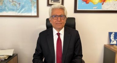 Prof. Dr. Pampal: Kırılmalar devam edecek