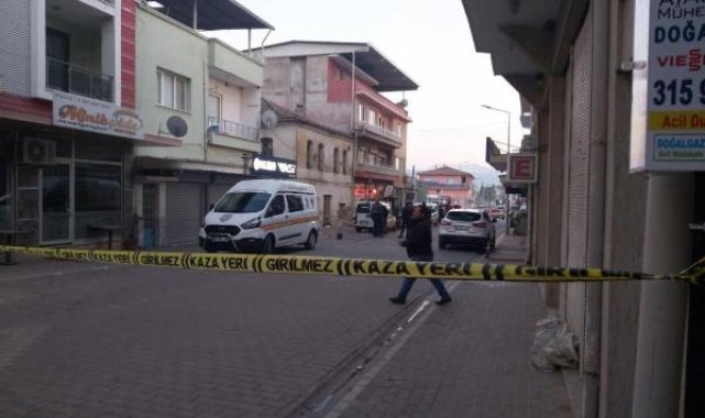 Pusu kurduğu husumetlisini tabancayla başından vurarak öldürdü