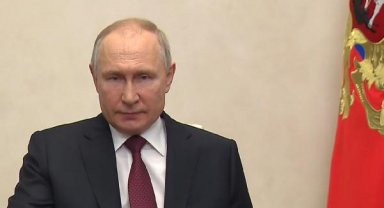Putin'den deprem bölgelerinde çalışan ekiplere teşekkür