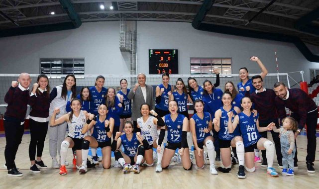 "Bizim Kızlar" grup liderliğini garantiledi