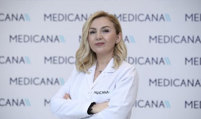"HPV aşısı rahim ağzı kanserinden koruyor"
