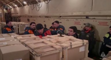 Rusya'dan her biri 30 kişilik ısıtıcılı çadırlar Malatya'da