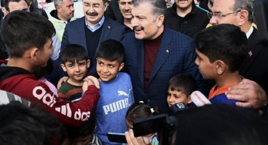 Sağlık Bakanı Koca, Osmaniye'de incelemelerde bulundu