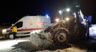 Samsun'da kardan 133 mahalle yolu kapalı