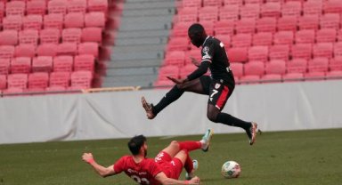 Samsunspor hazırlık maçında Çorum FK'yı 3-0 mağlup etti