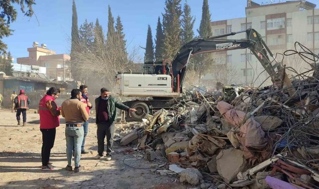 Şanlıurfa Büyükşehir Belediyesi Adıyaman'a desteğini sürdürüyor