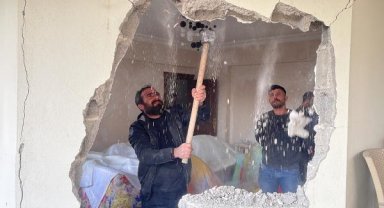 Şanlıurfa'da bir yandan kontrollü yıkım, bir yandan eşya kurtarma telaşı