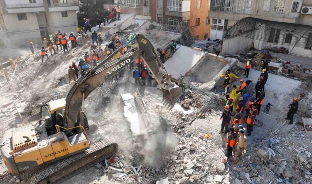 Şanlıurfa'da depremde 114 vatandaşın öldüğü binalar havadan görüntülendi