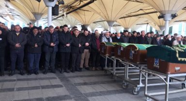 Şarkıcı Elvan Yılmaz, son yolcuğuna uğurlandı