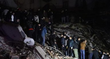 Seven provinces of Turkey shaken by 7.4 magnitude earthquake