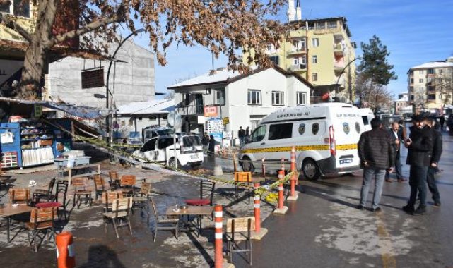 Seyyar satıcı, tüfekle zabıtalara ateş açtı: 7 yaralı