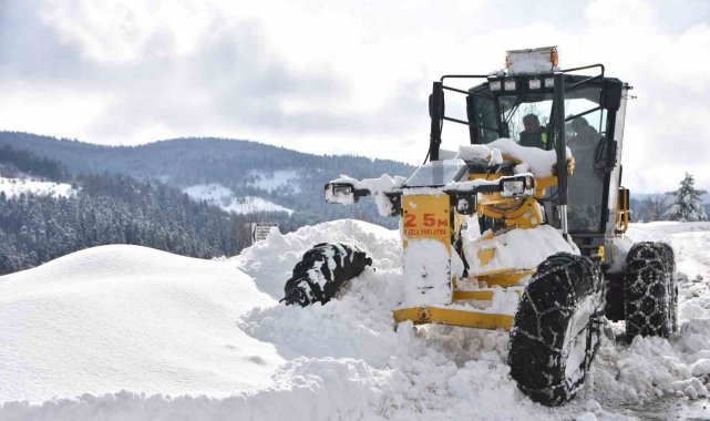 Sinop'ta 74 köy yolu ulaşıma kapalı