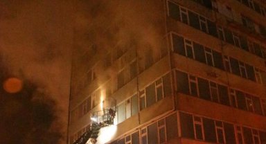 Şişli'de güçlendirme için boşaltılan iş merkezinde yangın