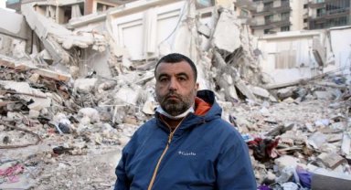 Site yöneticisi: Müteahhit 'Depreme dayanıklı, dışarı çıkmayın' dedi, 2 blok yıkıldı