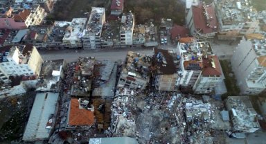 Somalı madenciler, Samandağ'da enkazdan 15 kişiyi kurtardı