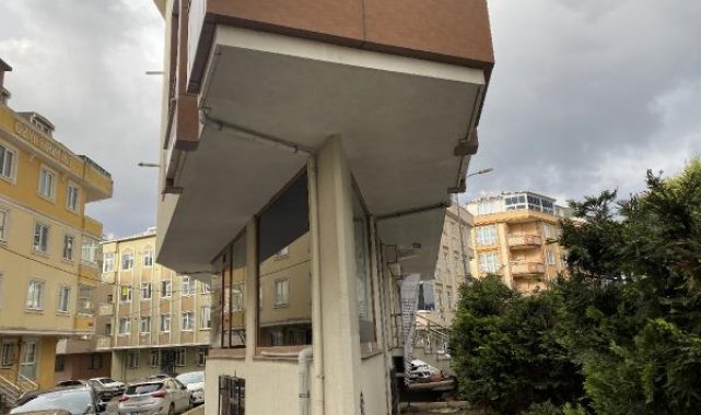 Sosyal medyada tartışılan binanın müteahhidi: Kesinlikle deprem yönetmeliğine uygun