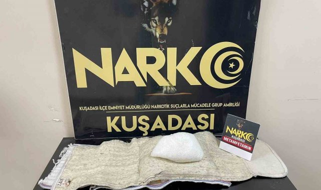Şüpheli otomobilden uyuşturucu çıktı