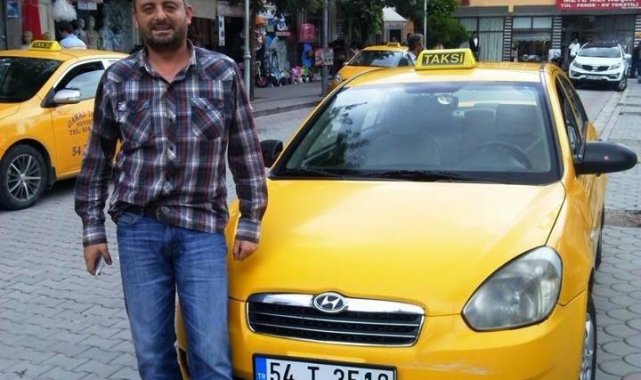 Taksici evinde ölü bulundu