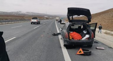 TIR'ın çarptığı doktor hayatını kaybetti