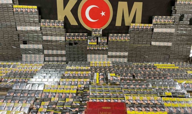 Tırda 2 bin 800 paket kaçak sigara ele geçirildi