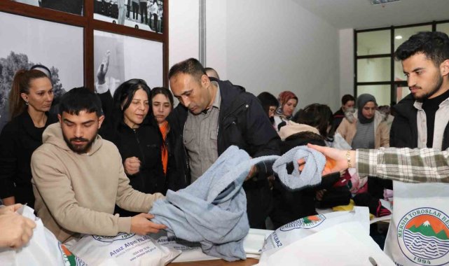 Toroslar'da depremzedeler için yardım zinciri büyüyor