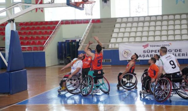 Tosyalı İskenderun Engelliler Basketbol Takımı'ndan farklı galibiyet