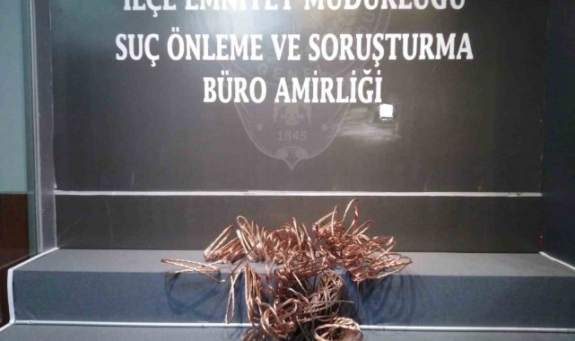 Tramvay inşaatı şantiyesinden kablo çalan hırsızlar yakayı ele verdi