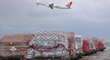 Turkish Cargo yardım malzemesi taşımaya devam ediyor