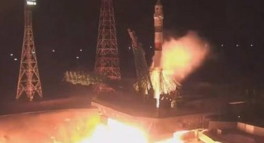 Uzay İstasyonu'ndan 3 kişilik ekibi getirecek Soyuz operasyonu başladı