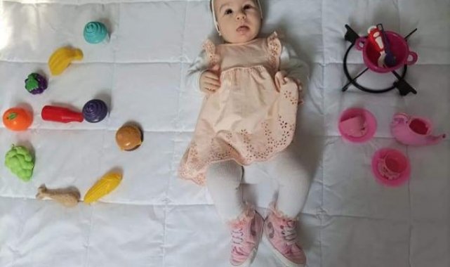 Uzman çavuş, depremde kaybettiği 2 çocuğunu gözyaşlarıyla toprağa verdi