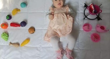 Uzman çavuş, depremde kaybettiği 2 çocuğunu gözyaşlarıyla toprağa verdi