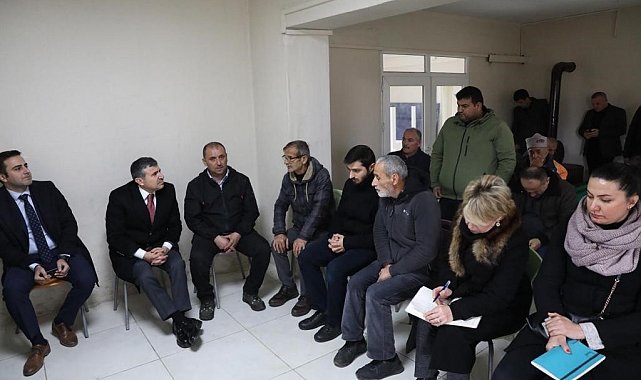 Vali Atay köy mesaisinde