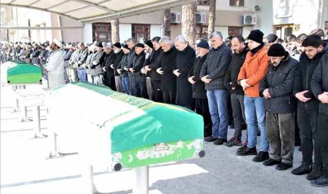 Vali Makas, Doğan, Kara ve Özenoğlu ailelerini acılı günlerinde yalnız bırakmadı